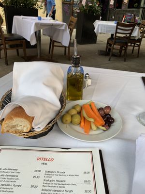 Arturo's by null