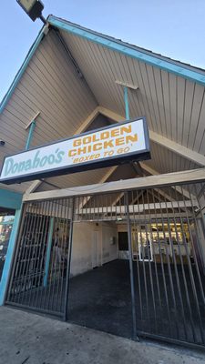 Donahoo's Golden Chicken by null