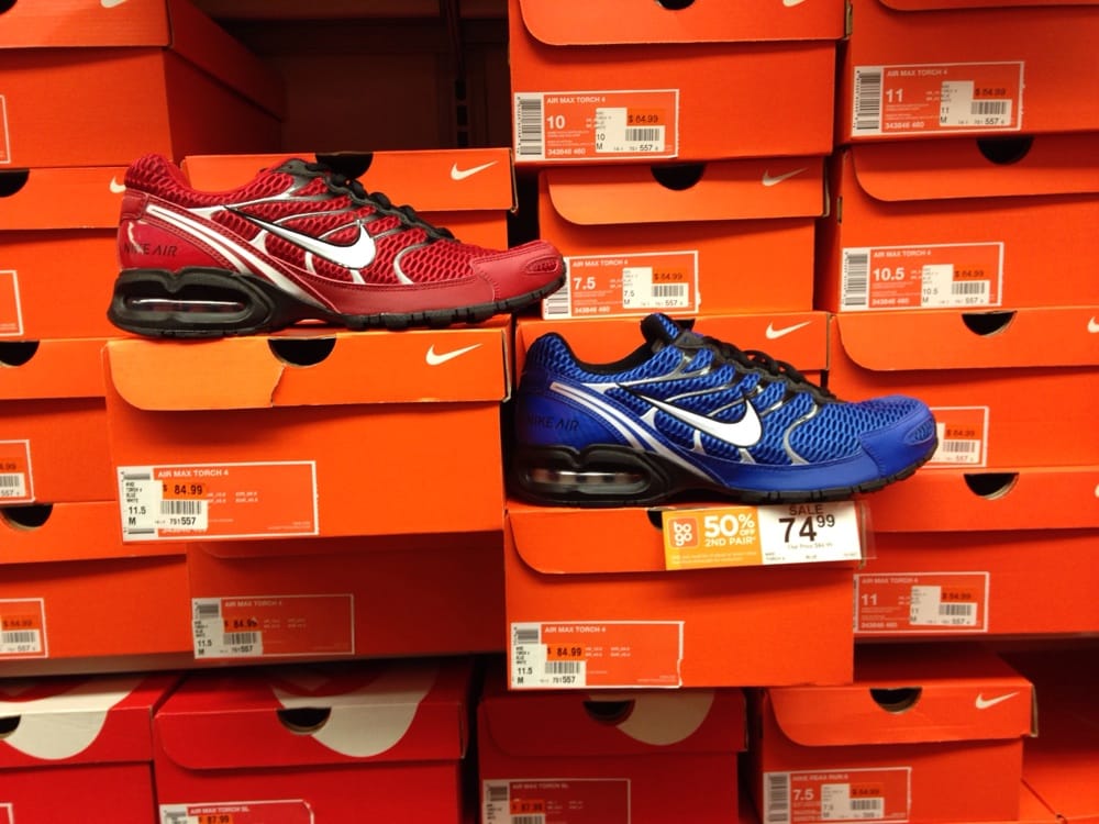 RACK ROOM SHOES Updated July 2024 26 Photos 1401 Greenbrier Pkwy