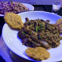 Metric Bar & Grill - Legim ak banan peze /diri kolé ak pwa