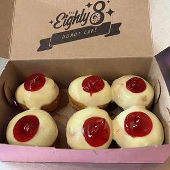 EIGHTY 8 DONUT CAFE - Updated July 2025 - 18 Photos - 5092