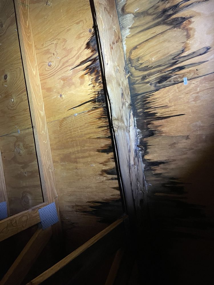 Slide of Metro Builders