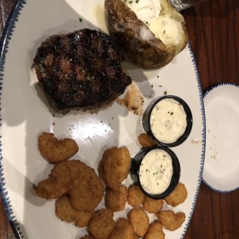 Red Lobster - Steak and popcorn shrimp - Seafood Near Me - Minneapolis, Minnesota