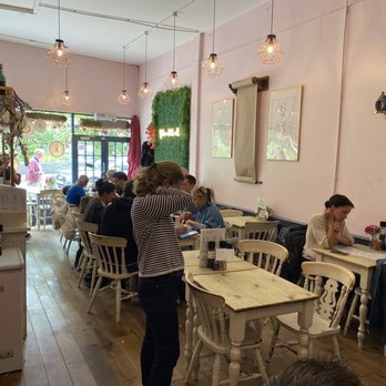 Em’s Kitchen - Interior view - Breakfast & Brunch Near Me - Beckenham, KEN Em’s Kitchen - Interior view - Breakfast & Brunch Near Me - Beckenham, KEN