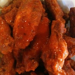 Wingin It - Med wings just the why I like it! Xtra crispy xtra sauce