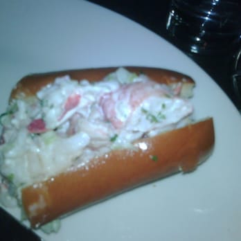 Flex Mussels - My new love. The Lobster Roll. This picture doesn't really do it justice. Damn blackberry camera. - Seafood Near Me - New York, New York