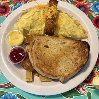 The Garnet Cafe - Sandpoint Omelet - Breakfast & Brunch Near Me - Coeur D'alene, Idaho
