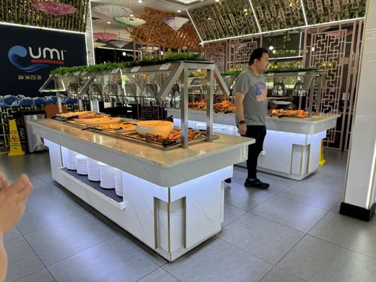 Umi Hotpot Sushi & Seafood Buffet by null