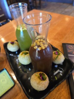 Aroma Indian Cuisine, Uptown by null