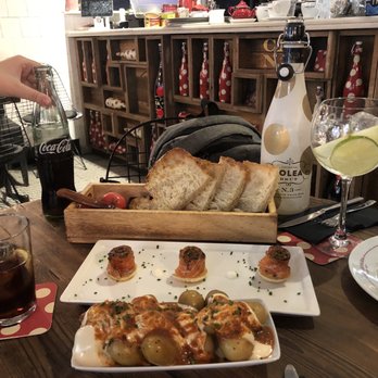 Casa Lolea - Tapas Bars Near Me - Barcelona, B Casa Lolea - Tapas Bars Near Me - Barcelona, B