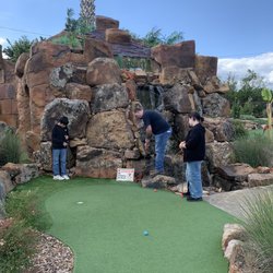 Grand Adventure Park - Put put golf