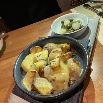 Devine Cheese and Wine - Wine Bars Near Me - San Jose, California