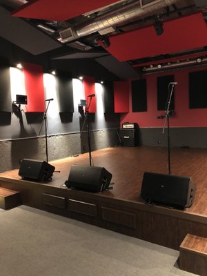 Snaggletooth Studios by null