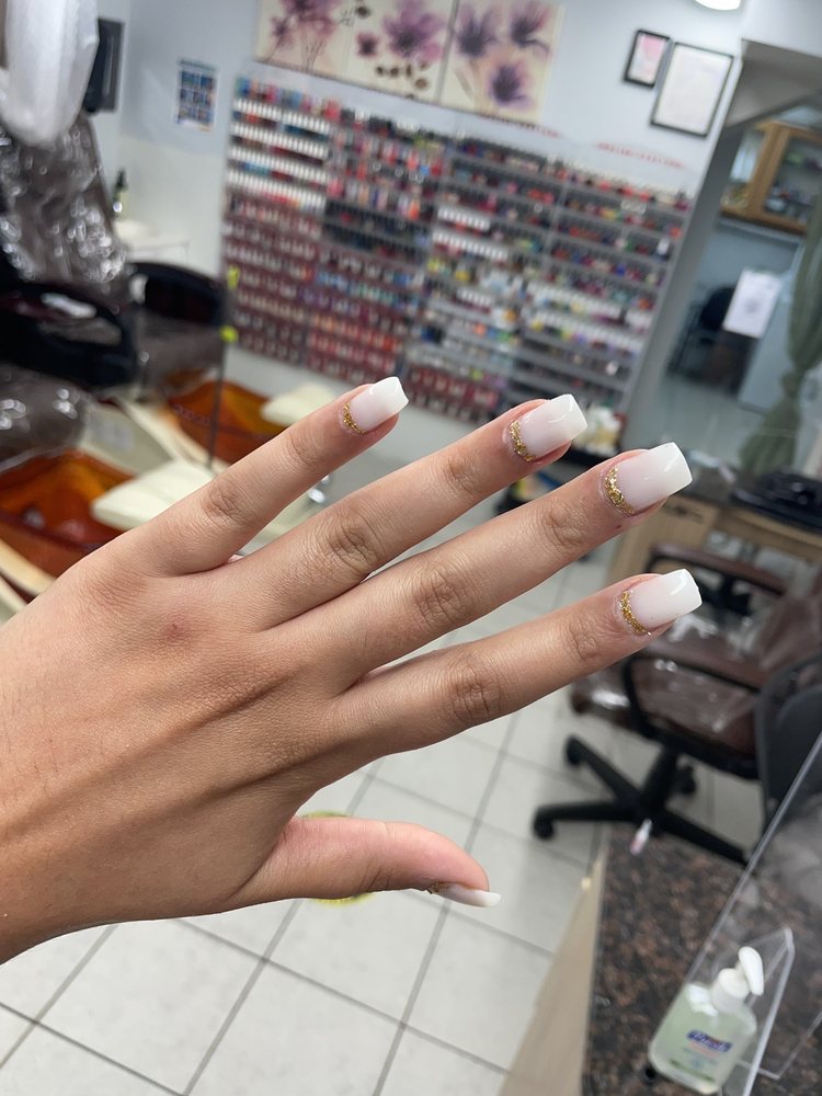 Glamour Nail Salon