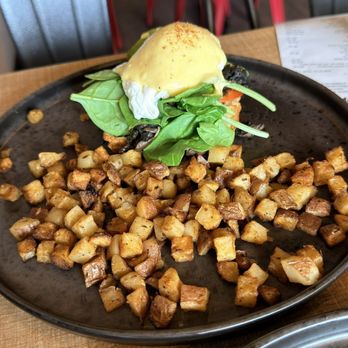 Basted Baker - Eggs Benny (Spinach) - Breakfast & Brunch Near Me - Sechelt, British Columbia Basted Baker - Eggs Benny (Spinach) - Breakfast & Brunch Near Me - Sechelt, British Columbia