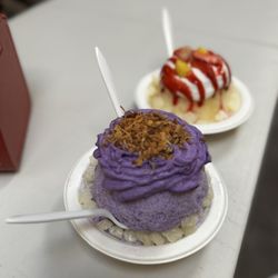 Wailua Shave Ice - Ube and lava flow