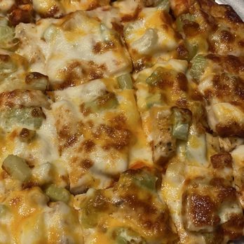 Pizza Pub - Buffalo chicken pizza - Pubs Near Me - Blaine, Minnesota Pizza Pub - Buffalo chicken pizza - Pubs Near Me - Blaine, Minnesota