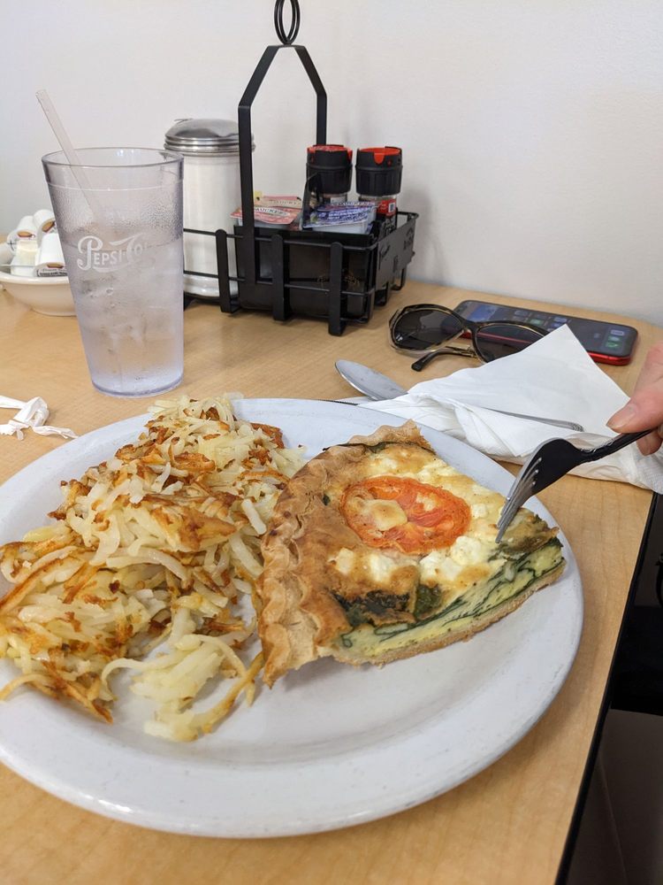 RODIE’S RESTAURANT & PANCAKE HOUSE Updated November 2024 115 Photos