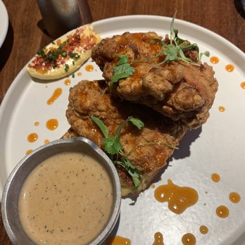 Unconventional Diner - Chicken & Waffles (5/5) - Breakfast & Brunch Near Me - Washington, DC, District of Columbia