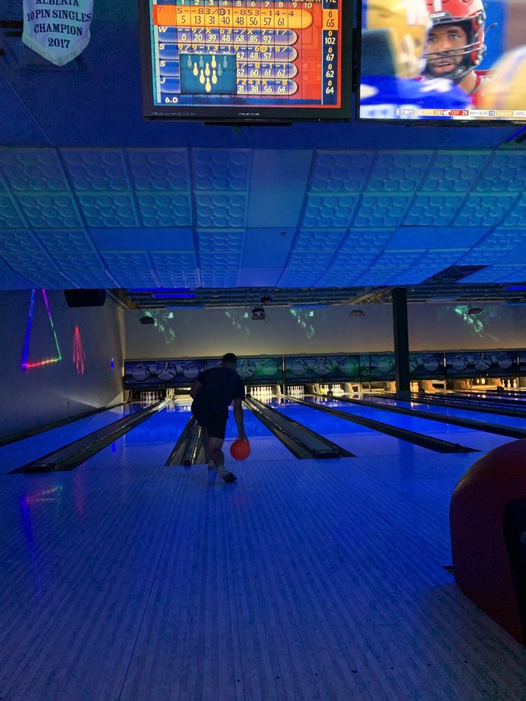 GATEWAY ENTERTAINMENT CENTRE Updated September 2024 42 Photos & 58