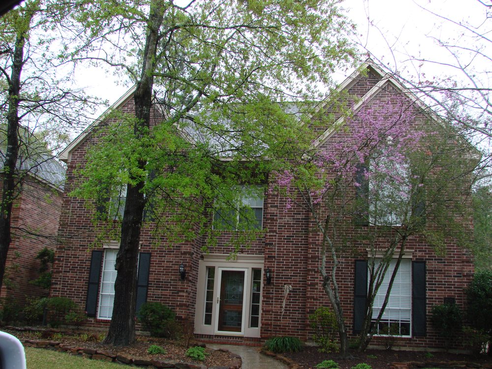 Slide of EMC Roofing