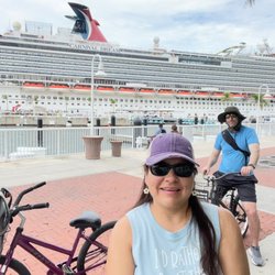 Island Bike Rental - 9-26-2022 - snap a selfie before taking off for the day.