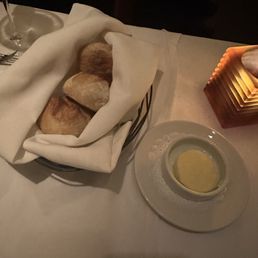 $7 bread basket lol