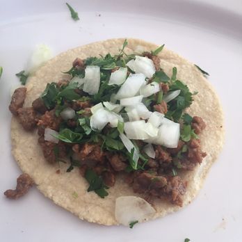 Arturo's Tacos - Taco de carne asada - Tacos Near Me - Bloomington, California