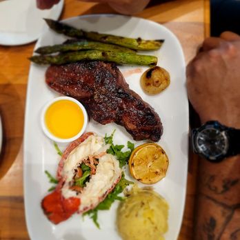 WD Bar & Grille - Surf and turf - Steakhouses Near Me - Buffalo, New York WD Bar & Grille - Surf and turf - Steakhouses Near Me - Buffalo, New York
