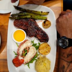 WD Bar & Grille - Surf and turf