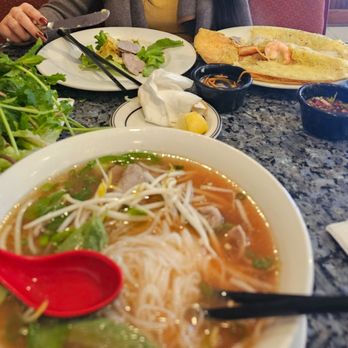 Ben Thanh Restaurant - Pho tai and banh xeo - Vietnamese Near Me - Matthews, North Carolina