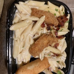 This is the 4 Cheese Mac and Cheese with Honey Pepper Chicken Tenders no honey pepper sauce and 90% of the chicken was missing. This is the 4 Cheese Mac and Cheese with Honey Pepper Chicken Tenders no honey pepper sauce and 90% of the chicken was missing.