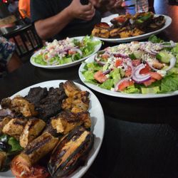 Tony Bar & Grill
