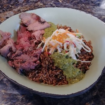 Satu'li Canteen - slow-roasted sliced grilled beef, rice & black beans, charred green onion vinaigrette - New American Near Me - Lake Buena Vista, Florida