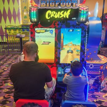 John's Incredible Pizza - Montclair - Arcades Near Me - Montclair, California