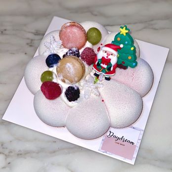 DayDream Cake Shop - Christmas Strawberry Lava Mousse (6-8ppl) (12/2023) - Desserts Near Me - San Francisco, California DayDream Cake Shop - Christmas Strawberry Lava Mousse (6-8ppl) (12/2023) - Desserts Near Me - San Francisco, California