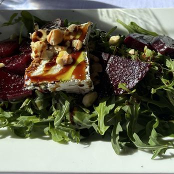 Ledford House - Beet salad with goat cheese and arugula - French Near Me - Albion, California Ledford House - Beet salad with goat cheese and arugula - French Near Me - Albion, California