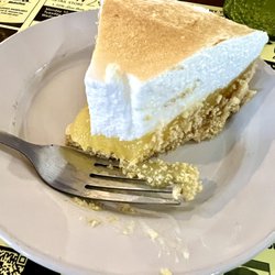 Lu Lu’s Kitchen - Lemon Meringue pie