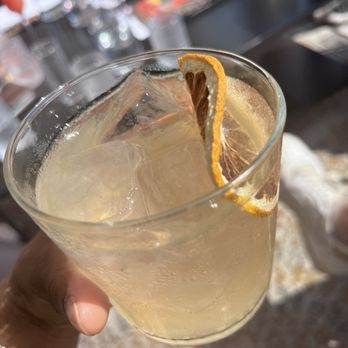 VASO - Signature Sparkling Sangria - Cocktail Bars Near Me - Dublin, Ohio
