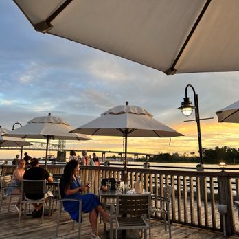 Elijah's Restaurant - Seafood Near Me - Wilmington, North Carolina Elijah's Restaurant - Seafood Near Me - Wilmington, North Carolina