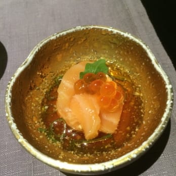 Fuku - Flor de salmón con huevas en salsa ponzu, espectacular!! - Japanese Near Me - Madrid, M