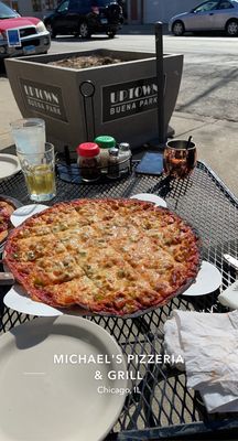 Michael's Original Pizzeria & Tavern by null