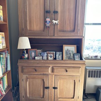 Mentors Moving & Storage - Family heirloom - Movers Near Me - Santa Rosa, California Mentors Moving & Storage - Family heirloom - Movers Near Me - Santa Rosa, California