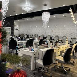 Paris Nails Spa
