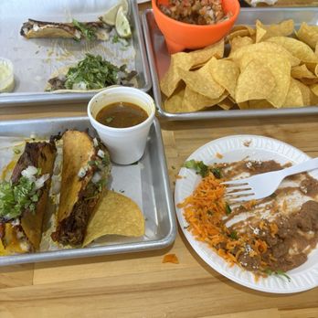Los Bandoleros - Mexican Near Me - Miami, Florida