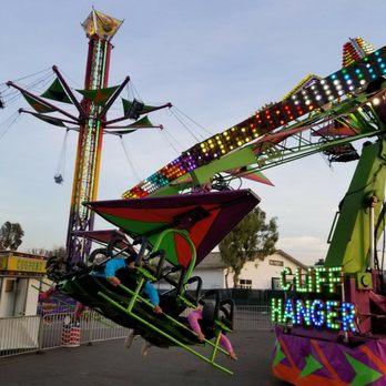 Winter Fest OC - Girls on the cliff hanger - Festivals Near Me - Costa Mesa, California