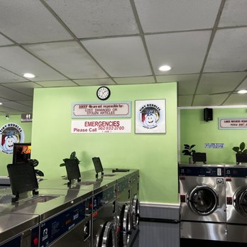 Tiny Bubbles - Laundromat Near Me - Whittier, California Tiny Bubbles - Laundromat Near Me - Whittier, California
