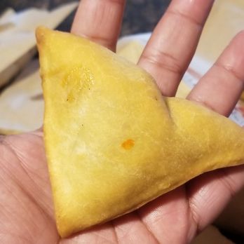 Smokin Samosa - Size - Indian Near Me - Pickering, Ontario