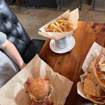 Brgr Kitchen Plus Bar - Road Hoss Burger & Regular Fries - Burgers Near Me - Kansas City, Missouri