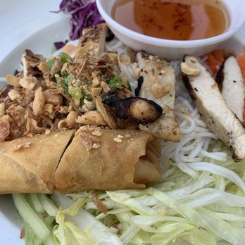 Colonial Kitchen & Bar - Bun w/chicken; egg roll, fish sauce - Vietnamese Near Me - Atlanta, Georgia
